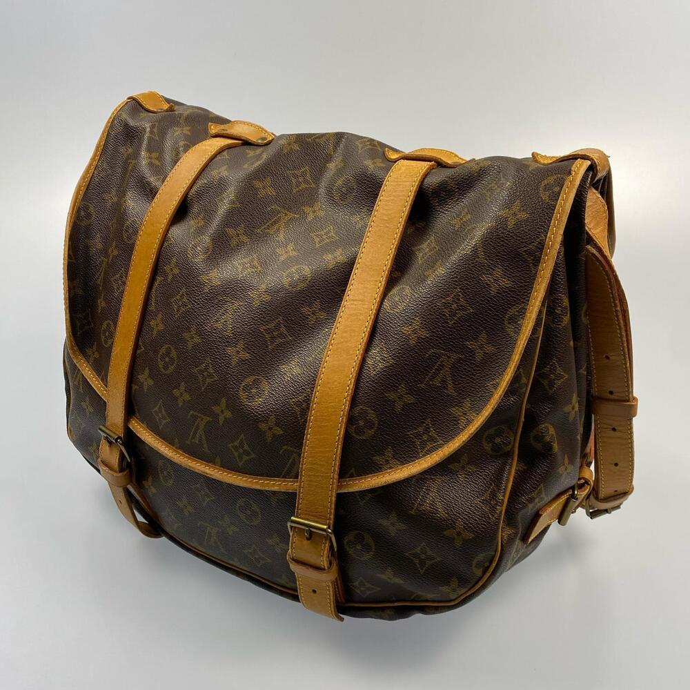 LOUIS VUITTON Saumur Shoulder Bag